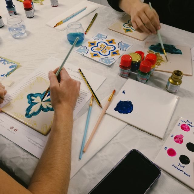 Porto: Tile-Painting Workshop with Porto Wine - Bainharia - Painting with port, biscuits, and conversation