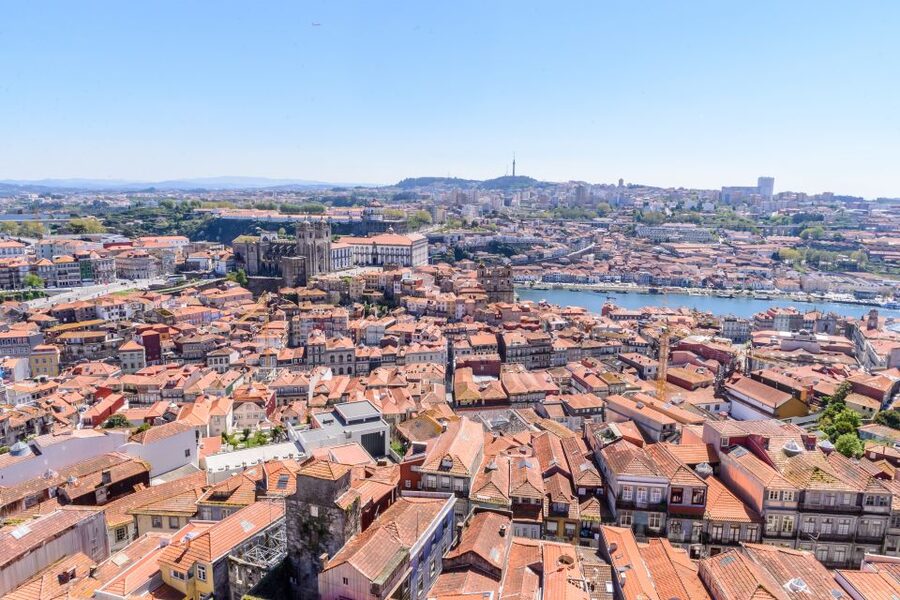 Porto: Torre dos Clerigos Entrance Ticket - Who should book this experience?