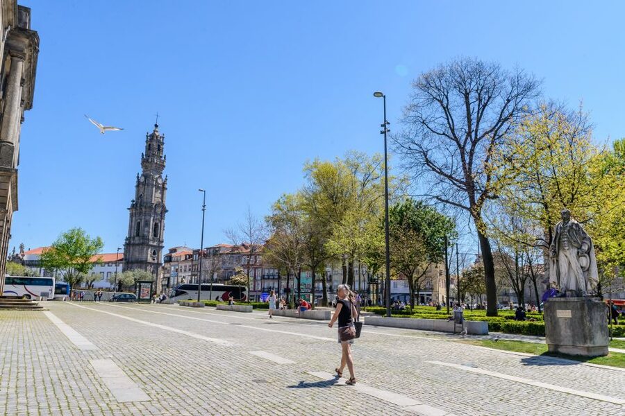 Porto: Torre dos Clerigos Entrance Ticket - How the visit works in real time