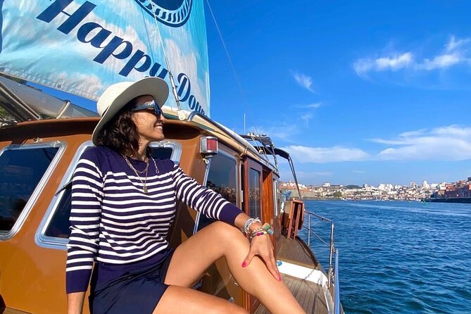 Porto: Tour on the Douro River in a Classic Boat - Families, couples, and solo visitors