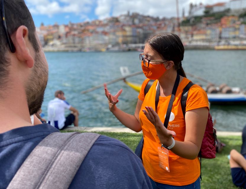 Porto: Wine Tasting with Tapas Walking Tour - Key points to know before booking
