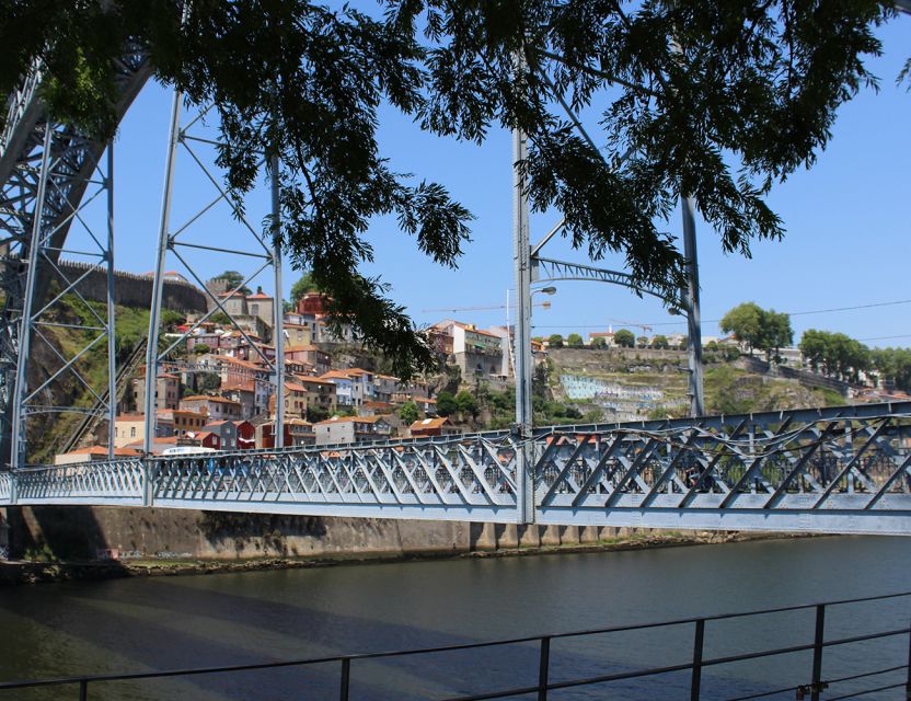 Porto: Wine Tasting with Tapas Walking Tour - Is the $53 price fair?