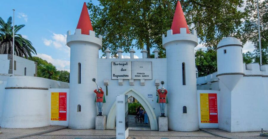 Portugal dos Pequenitos entry ticket - Traditional Crafts and the Story Behind the Buildings