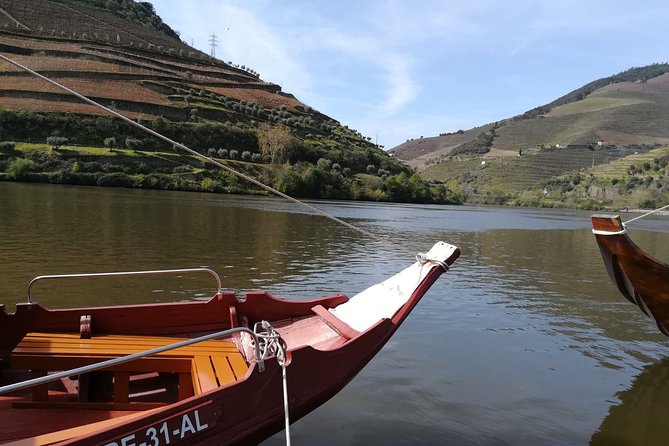 Premium Douro Valley Small-Group Tour, Wine Tasting, Lunch & Boat - Vilarinho de São Romão and the local-producer visit