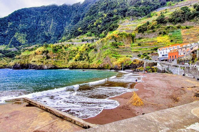 Private Full Day Off-Road Tour in Madeira - Ponta do Sol and the climb above the clouds