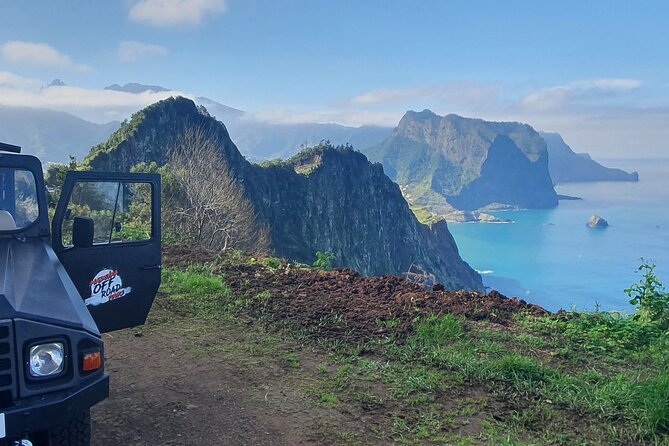 Private Full Day Off-Road Tour in Madeira - Porto Moniz: lunch and volcanic swimming pools