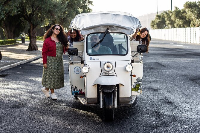 Private Half-Day Eco Tuk Tuk Tour in Lisbon - Starting near Avenida da Liberdade