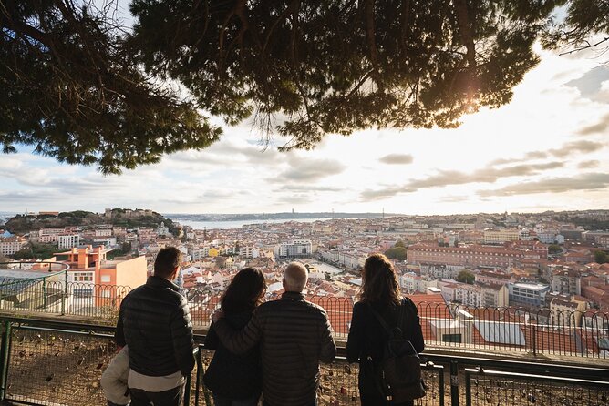Private Half-Day Eco Tuk Tuk Tour in Lisbon - Alfama and Lisbon Cathedral