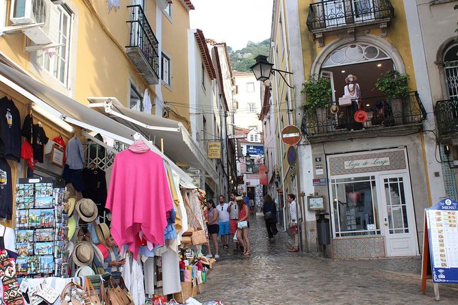 Private Half Day Tour to Sintra and Pena Palace from Lisbon - Timing, crowds, and the best way to plan