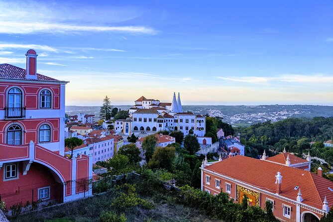 Private Local Sintra Tour: Palaces & Coast by Classic Car or Jeep - How the guides shape the experience
