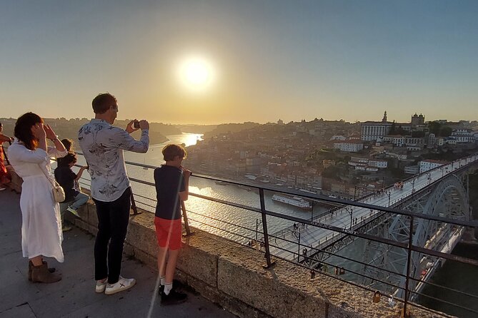 Private Porto Sightseeing by Vintage VW Kombi (up to 8 people) - Foz and Jardim da Foz: Porto begins by the sea