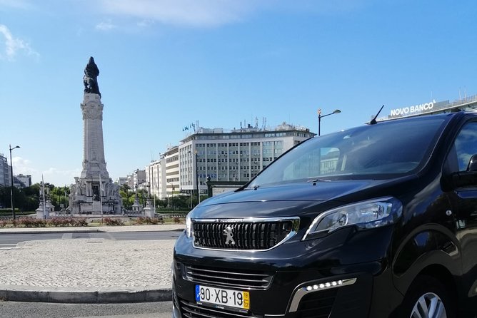 Private Round-Trip Transfer – Lisbon Airport & City Center - The short ride into central Lisbon
