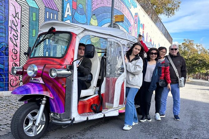 Private Tour in Lisbon with Tuk Tuk - Portas do Sol and Santa Luzia: Lisbon from above