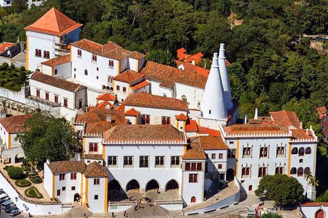 Private tour in Sintra, Cabo da Roca, Cascais. Wonderful day. - Cabo da Roca: wind, cliffs, and the Atlantic