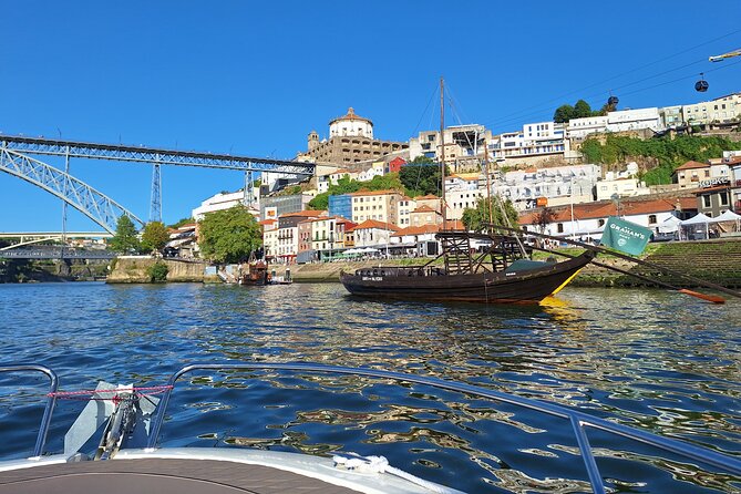 Private Tour of the 6 Bridges with Port Wine - Serra do Pilar, the cable car, and the return