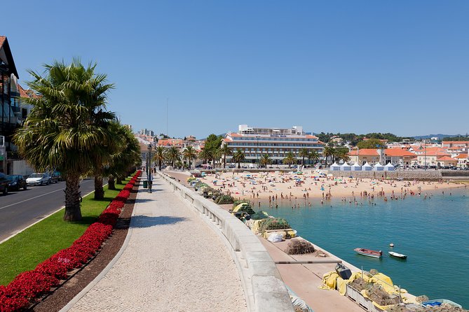 Private Tour: Sintra and Cascais Day Trip from Lisbon - What your guide adds to the day
