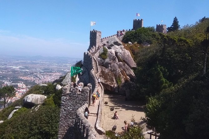 Private Tour Sintra Palaces/Cabo da Roca (2 people or more) - The drive to Cabo da Roca