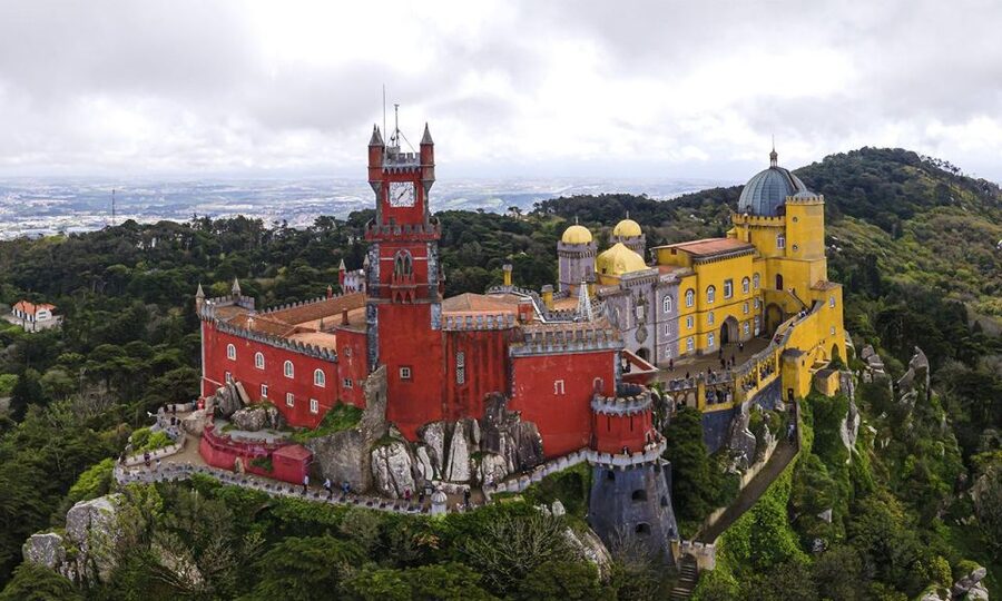 Private Tuk Tuk Tour around Sintra - What the guides add to the ride