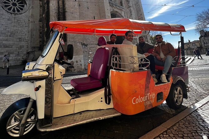 Private Tuk Tuk Tour Through Lisbon’s Historical Streets - São Vicente, the National Pantheon, and Feira da Ladra