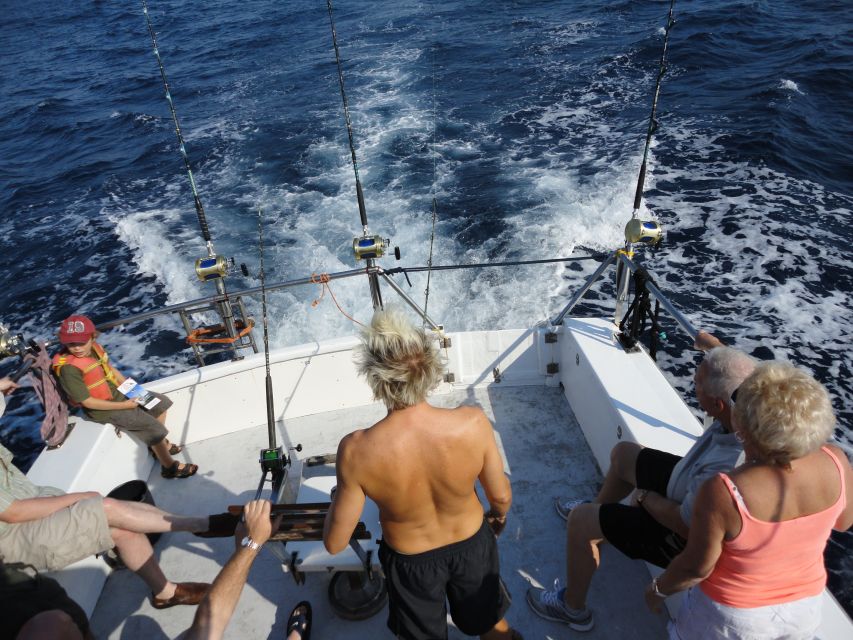 Quarteira: Algarve Reef Fishing Boat Trip with Gear - The ride to the Algarve Reef