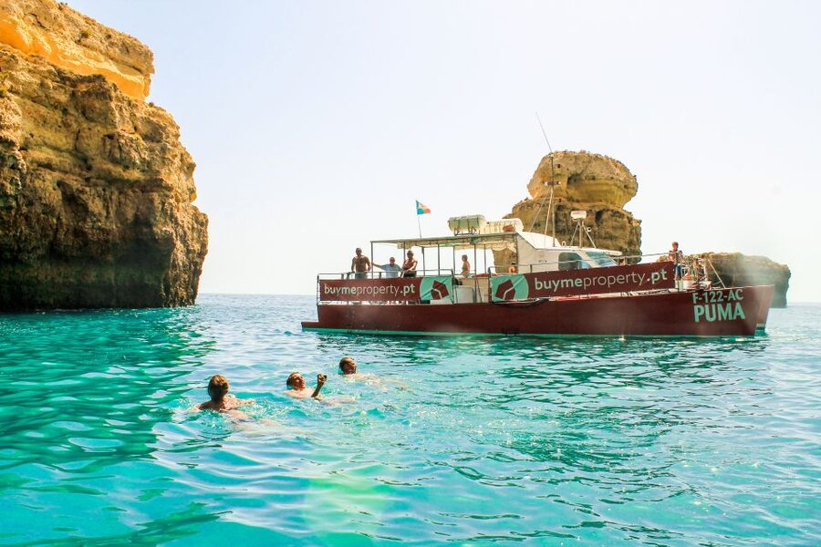 Quarteira: Benagil Cave Guided Catamaran Day Cruise & Drink - What makes the catamaran ride worthwhile