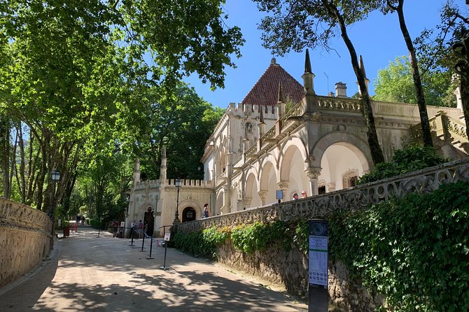 Quinta da Regaleira and Sintra visit half day private tour - Crowds, tickets, and the importance of timing