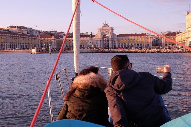 Relaxing Sailboat Cruise along the Tagus - Cristo Rei across the south bank