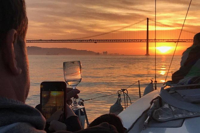 Sail & Dine Sailboat Tour With Sunset - Central Lisbon From the River