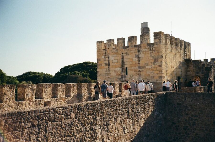 São Jorge Castle Skip-the-line Entry Ticket - Who will appreciate this ticket most
