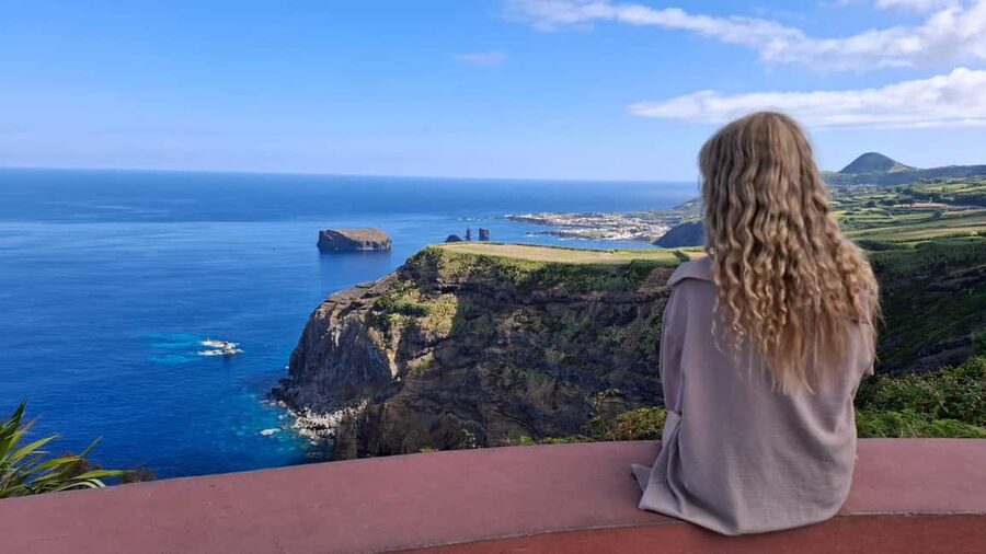 São Miguel: 2-Day Island Tour, Tea & Pineapple Plantation - Waterfalls at Ribeira dos Caldeirões