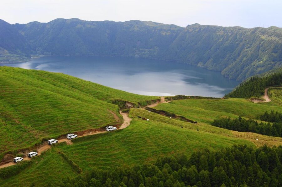 São Miguel, Azores: Sete Cidades Half-Day Jeep Tour - Leaving Ponta Delgada for the Crater