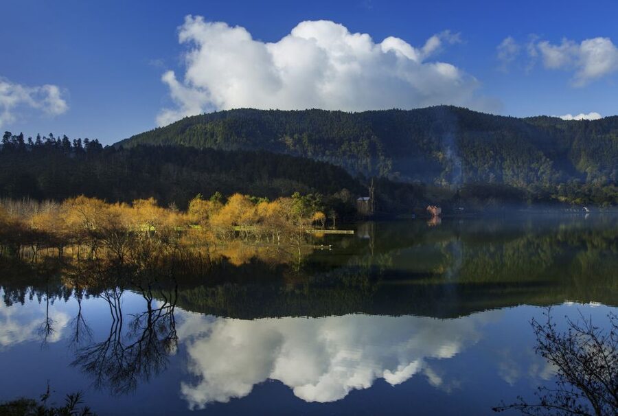 São Miguel East: Full-Day Van Tour with Lunch - Who will get the most from this tour