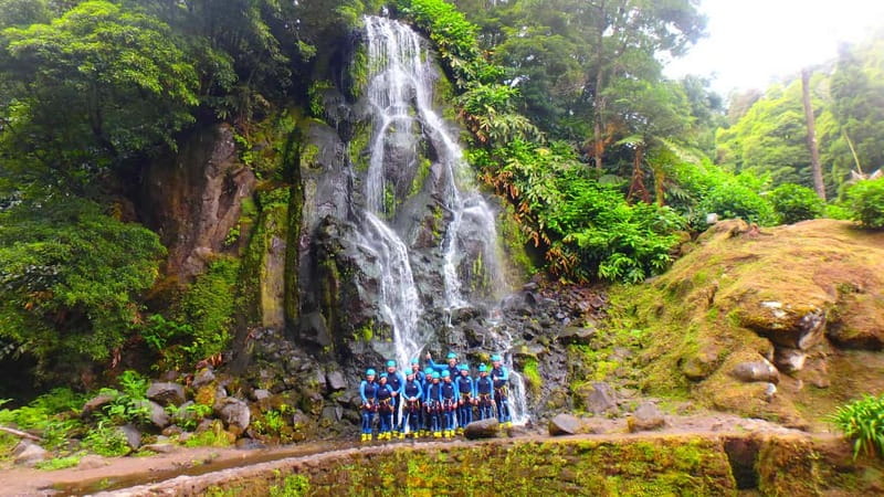 Sao Miguel: Ribeira dos Caldeiroes Canyoning Experience - A 1.5-hour guided route through forest and water
