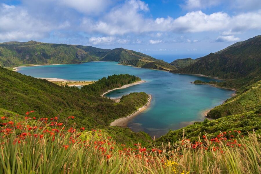 São Miguel: Sete Cidades & Lagoa do Fogo Tour with Lunch - The Azorean lunch is more than a quick meal
