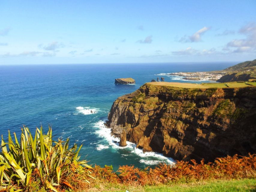São Miguel: Sete Cidades & Lagoa do Fogo Tour with Lunch - How the transport and timing work