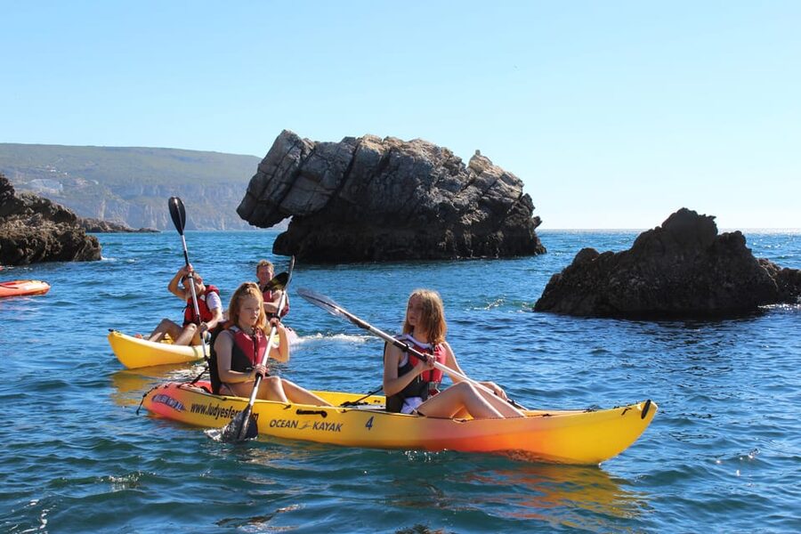 Sesimbra: Ribeiro Cavalo Beach, Caves, & Arrábida Kayak Tour - The return paddle and what the effort feels like