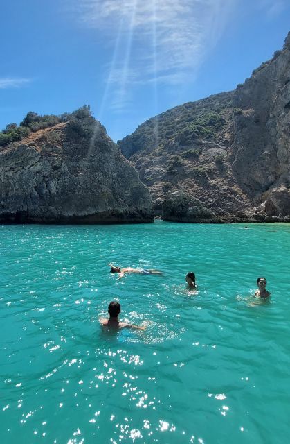 Sesimbra: Secret Bays and Beaches Boat Tour with Snorkeling - Baleeira Beach gives you the longest break