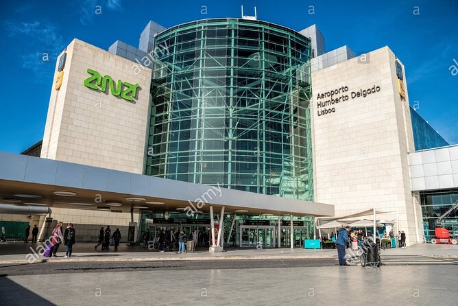 Shared Arrival Transfer: From Lisbon Airport to Hotels - Key points before you book