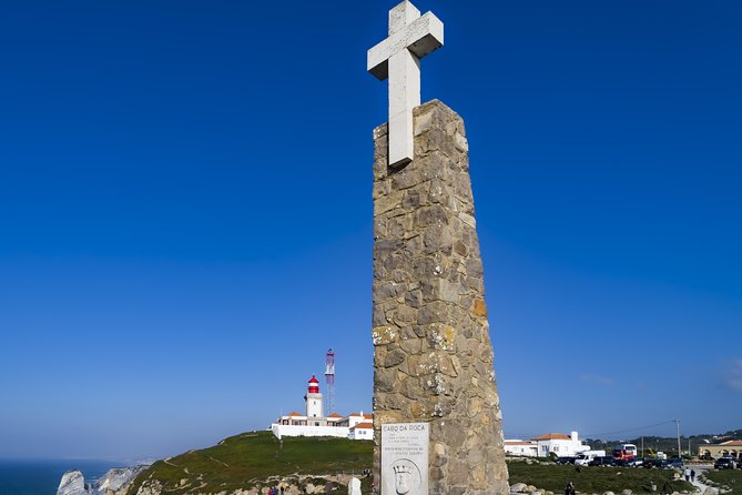 Sintra and Cascais Small Group Tour in a Van With Tickets - Boca do Inferno’s short, dramatic stop