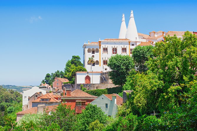 Sintra, Cascais and Estoril Coast with Tickets from Lisbon - Sintra town, pastries, and a short pause