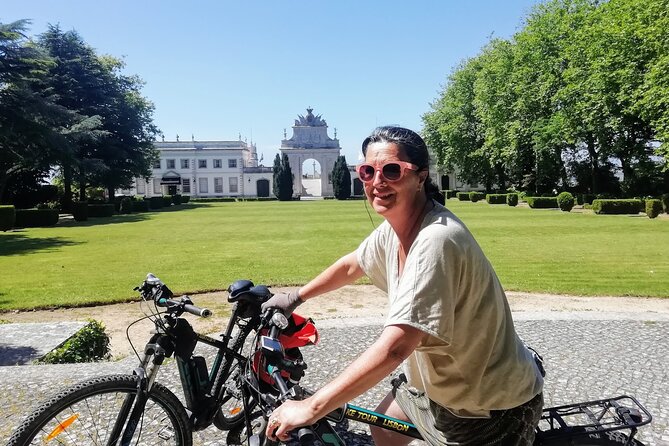 Sintra & Cascais de E-Bike Tour - Starting with Sintra village and its sweet side