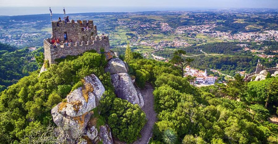 Sintra: Castle of the Moors E-Ticket and Audio Guide - Walking the Second Circle of Walls