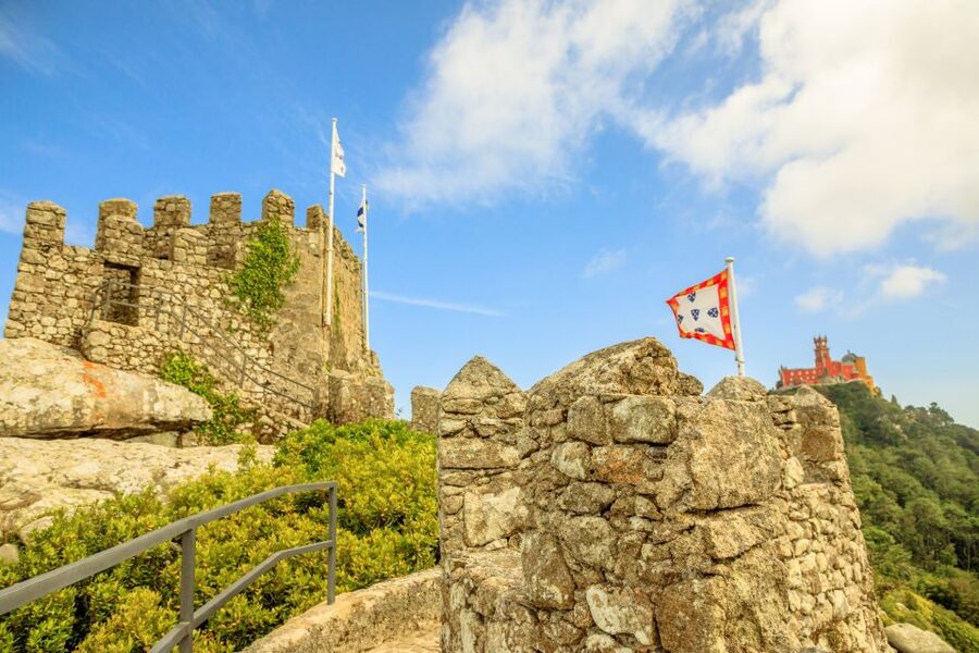 Sintra: Castle of the Moors E-Ticket and Audio Guide - Arriving at Sintra’s stone fortress