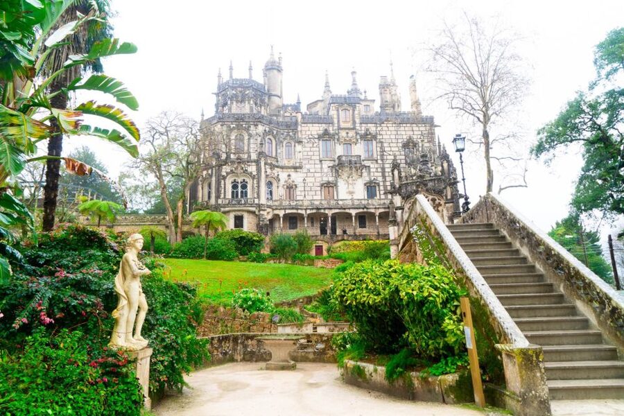 Sintra: Castle of the Moors & Quinta Entry with Audio Guides - A walking tour through Sintra itself