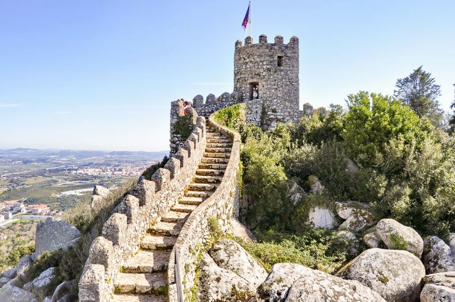 Sintra: Castle of the Moors Skip-the-Line Ticket - Using the Zoomguide audio guide