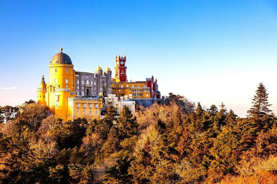 Sintra: Full-Day Private Tour & Pena Palace Entry Option - Walking, access, and what to bring