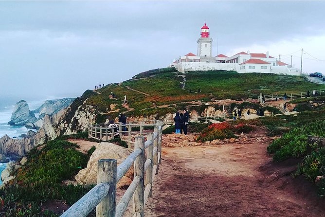 Sintra Half-Day Private Tour - A Journey through Wonderland - What the guides add to the day