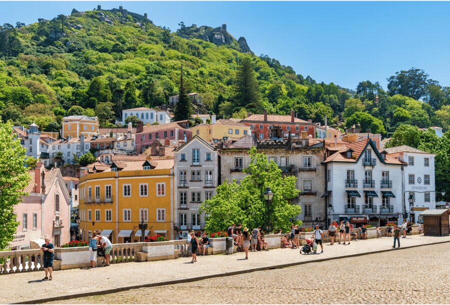 Sintra: Pena Palace, Quinta da Regaleira, Cabo da Roca and Cascais - Why this nine-hour route works