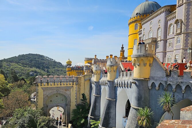 Sintra, Pena Palace, Quinta da Regaleira & Cascais Group Tour - What the $33.86 price really buys you