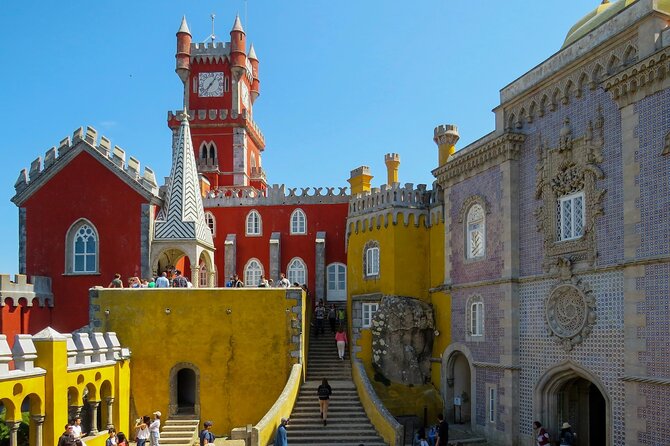 Sintra, Pena Palace, Quinta da Regaleira & Cascais Group Tour - Quinta da Regaleira and the Initiation Well